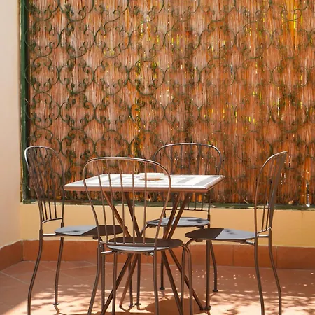 Chiatamone Relais Naples