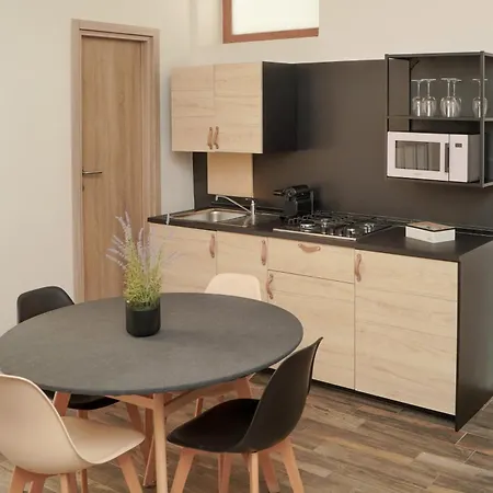 Chiatamone Relais * Nápoly