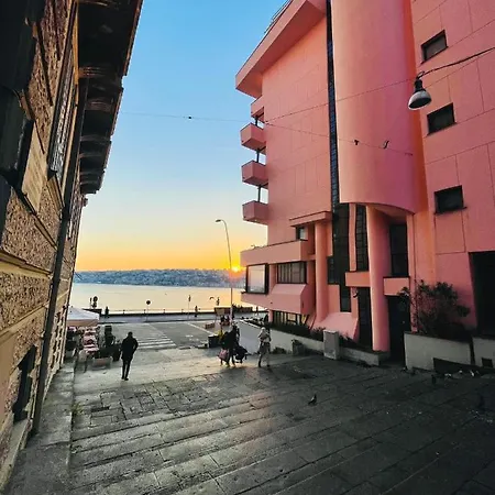 Chiatamone Relais Apartment Neapel